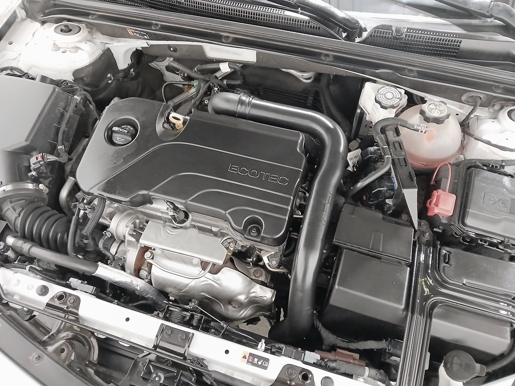 2024 CHEVROLET MALIBU - Image 32