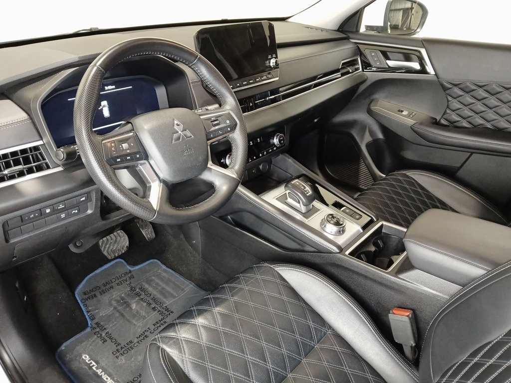 2024 MITSUBISHI OUTLANDER - Image 16