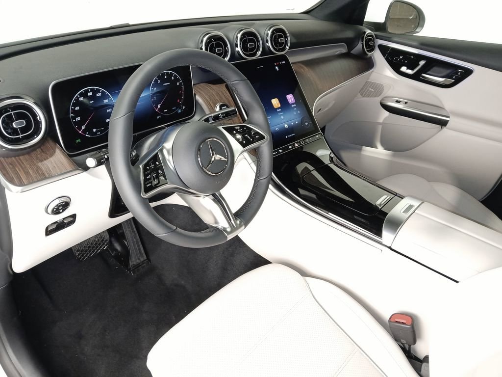 2026 Mercedes-Benz GLC Base - Photo 16
