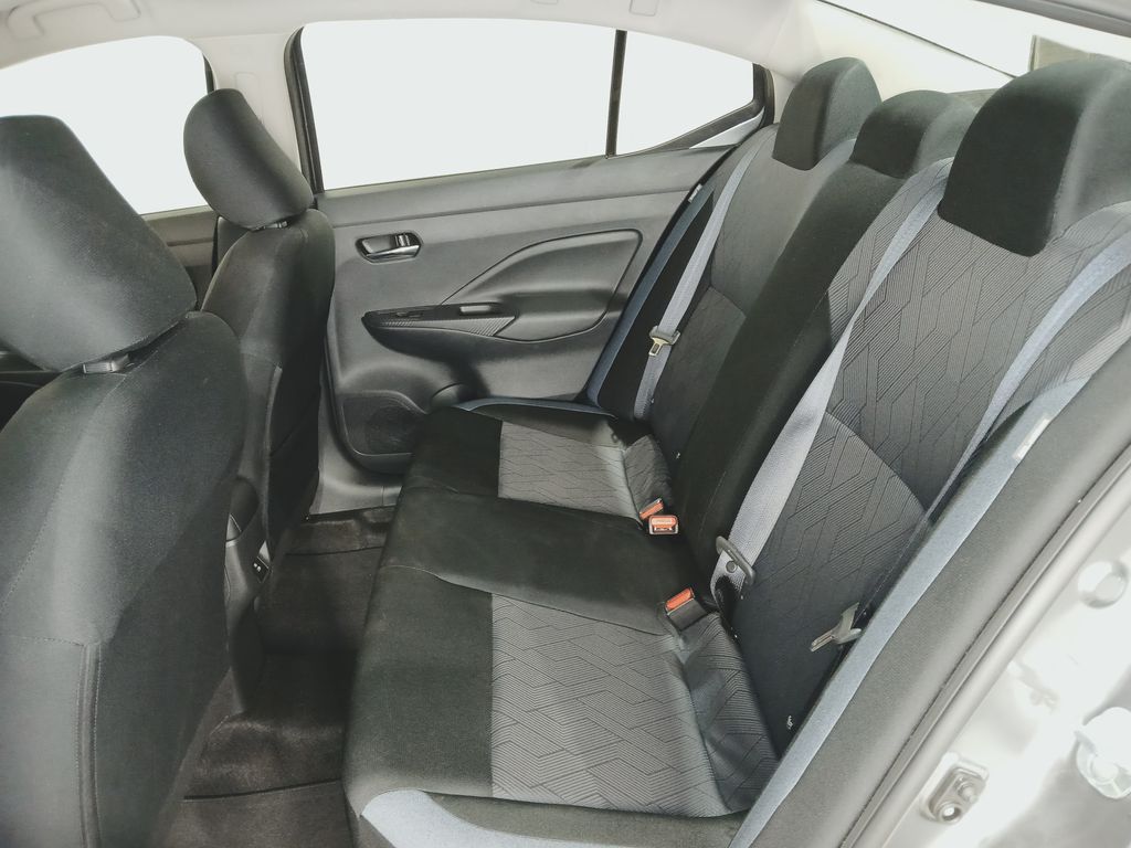 2025 Nissan Versa Sedan SV - Photo 11