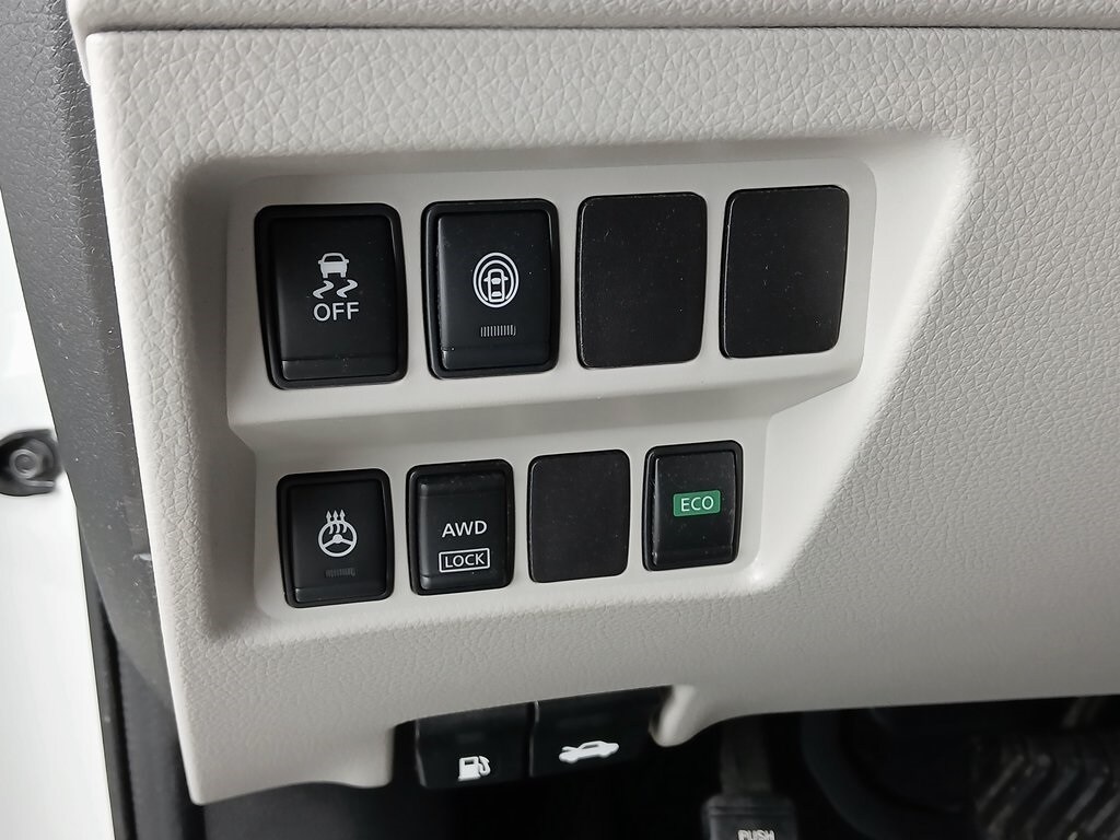 2018 NISSAN ROGUE SPORT - Image 17