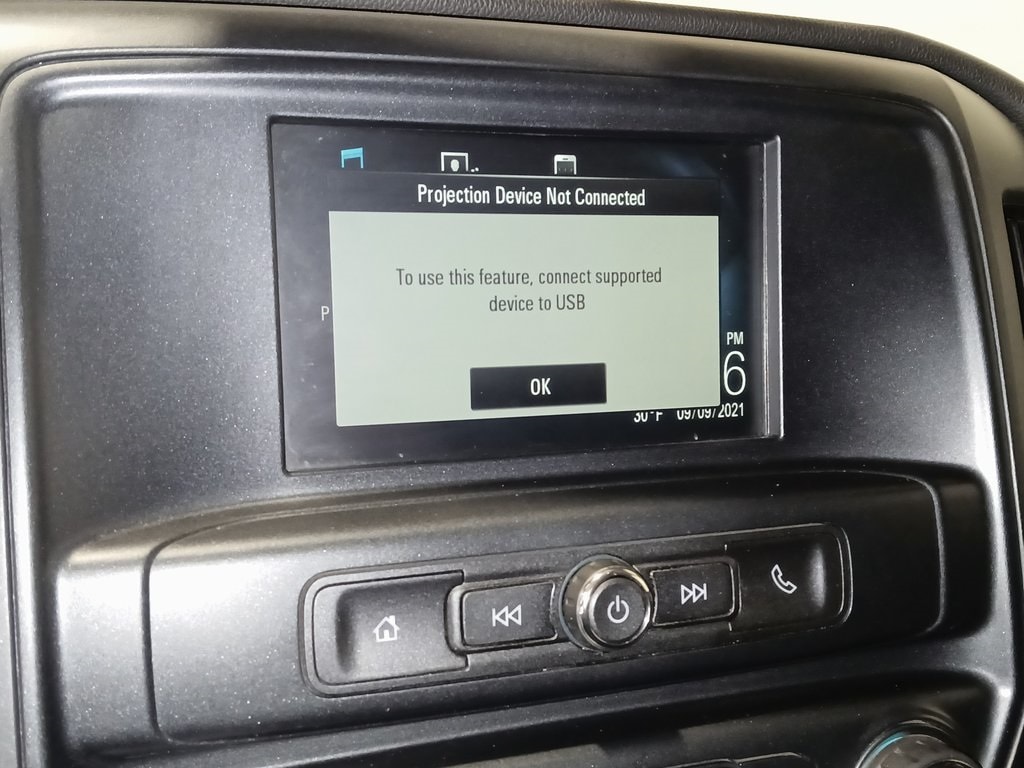 2017 CHEVROLET SILVERADO - Image 18