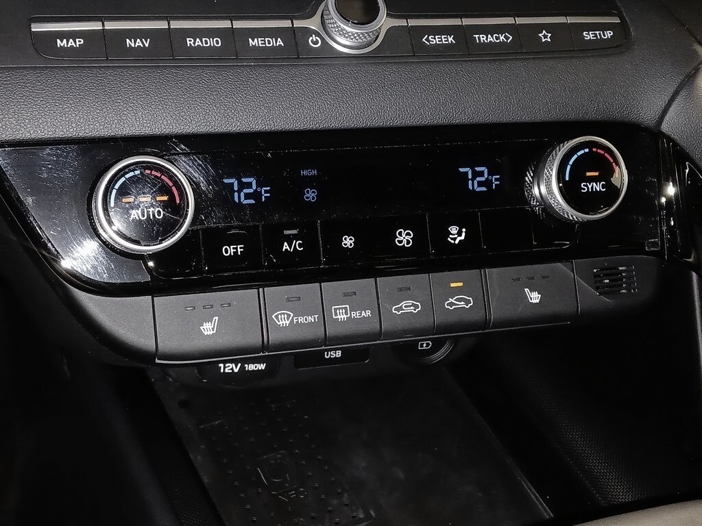 2023 HYUNDAI ELANTRA - Image 31