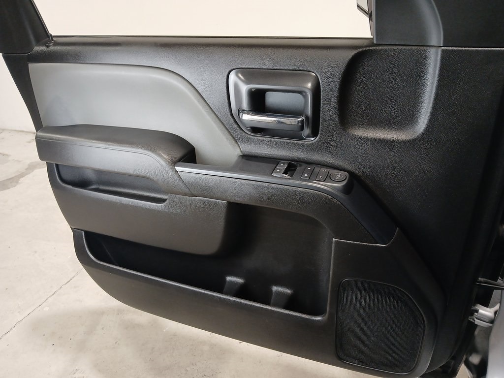 2017 CHEVROLET SILVERADO - Image 23