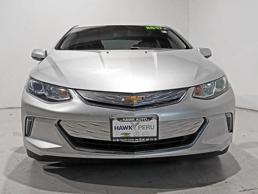 2017 Chevrolet Volt LT photo 2