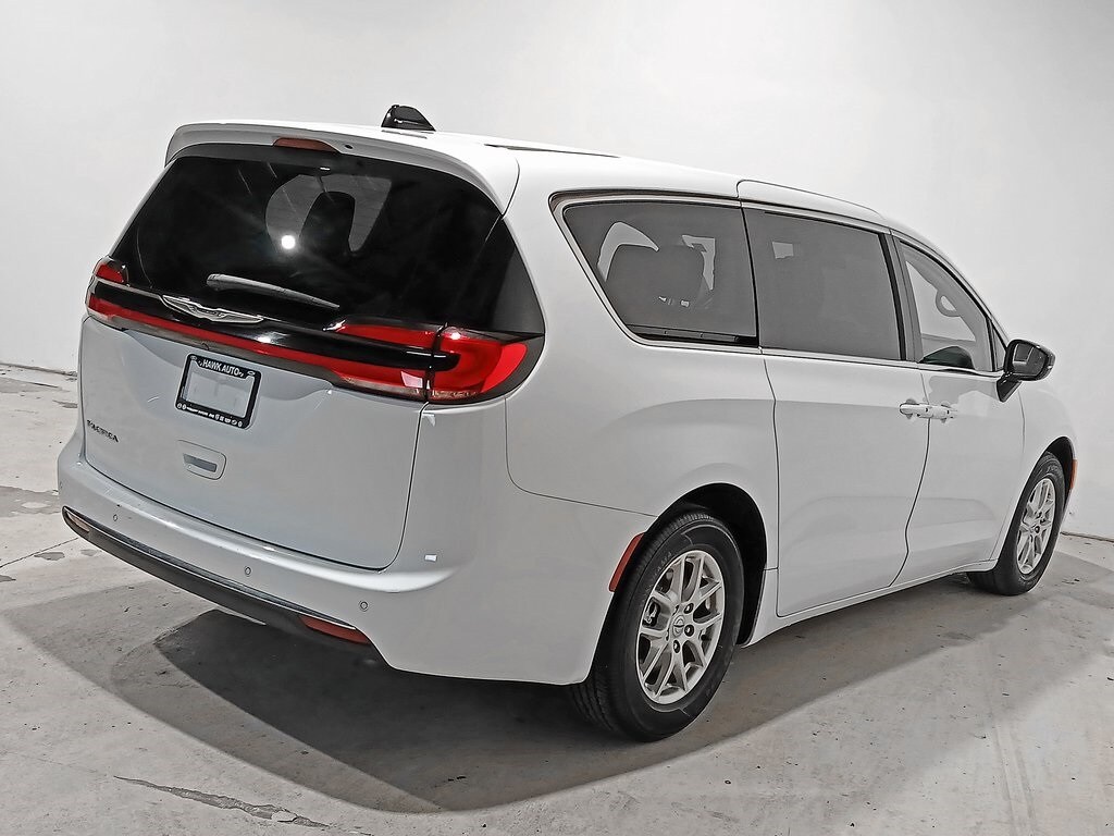 2024 CHRYSLER PACIFICA - Image 6