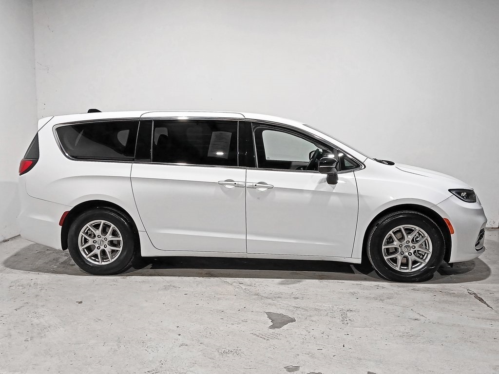 2024 CHRYSLER PACIFICA - Image 7