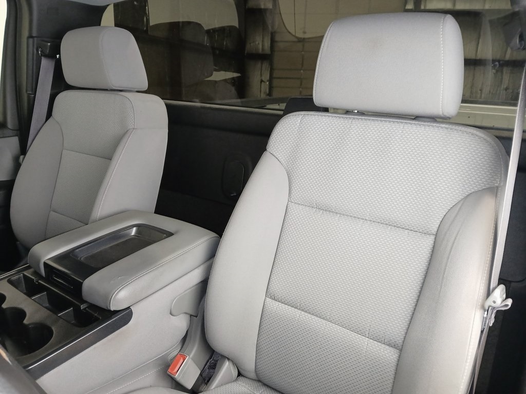 2017 CHEVROLET SILVERADO - Image 10