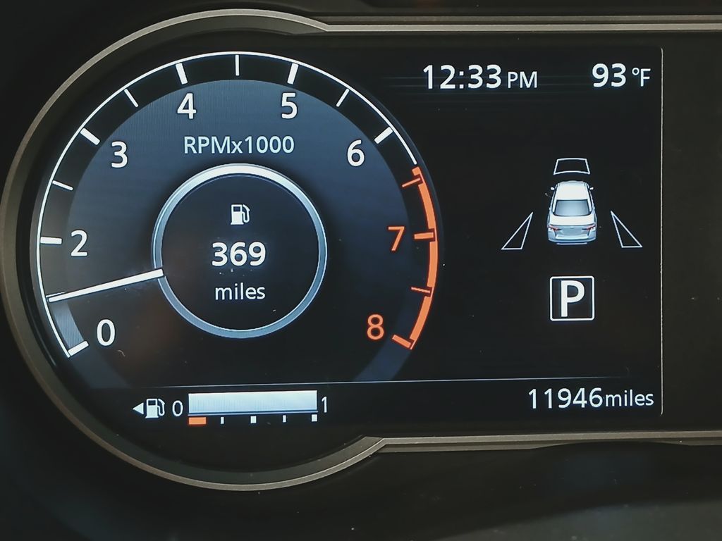 2025 Nissan Versa Sedan SV - Photo 25