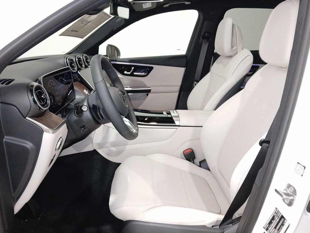2026 Mercedes-Benz GLC Base - Photo 10