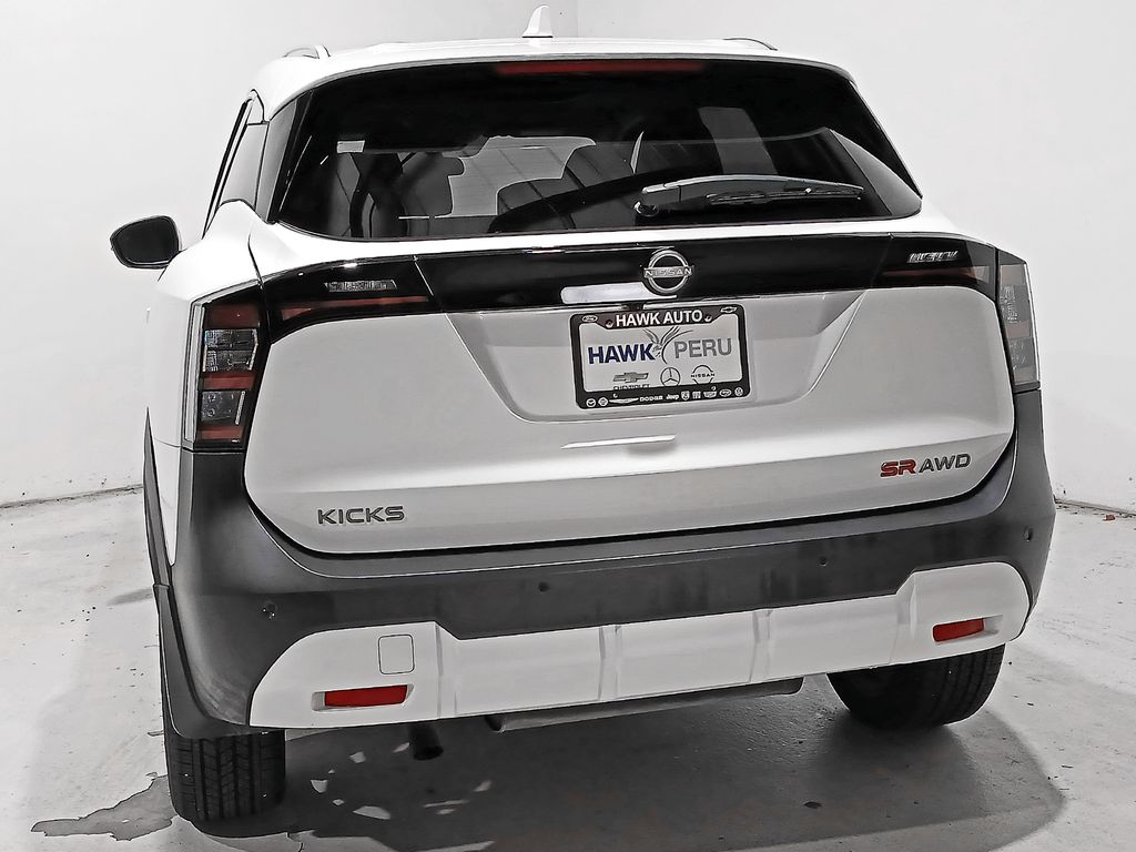 2025 Nissan Kicks SR AWD - Photo 5