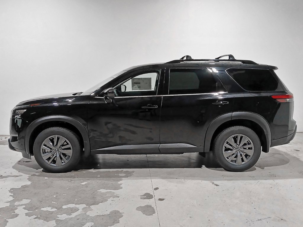 2025 Nissan Pathfinder SV photo 4