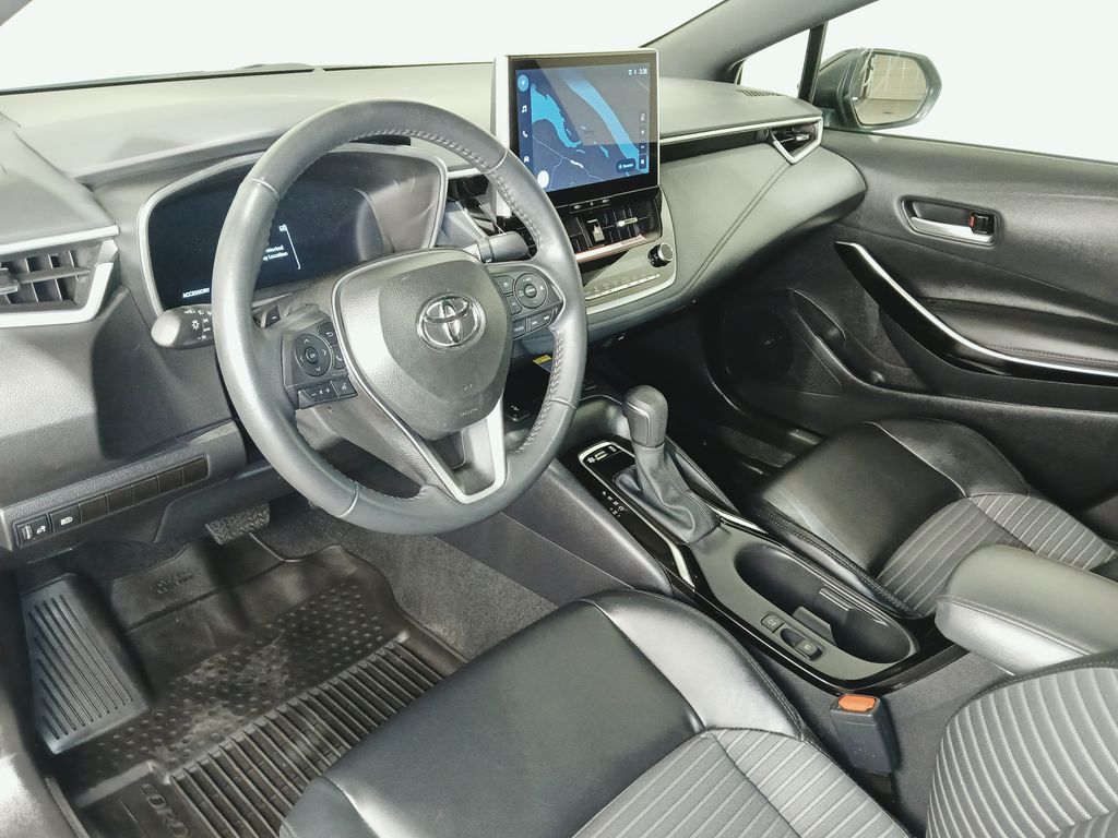 2026 Toyota Corolla XSE - Photo 15