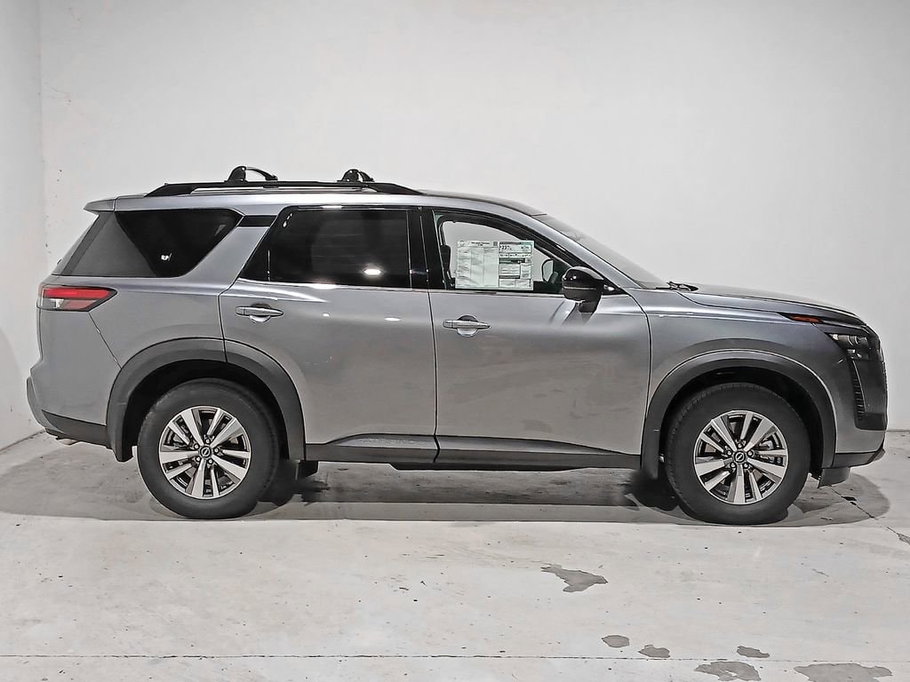 2026 Nissan Pathfinder SL - Photo 7