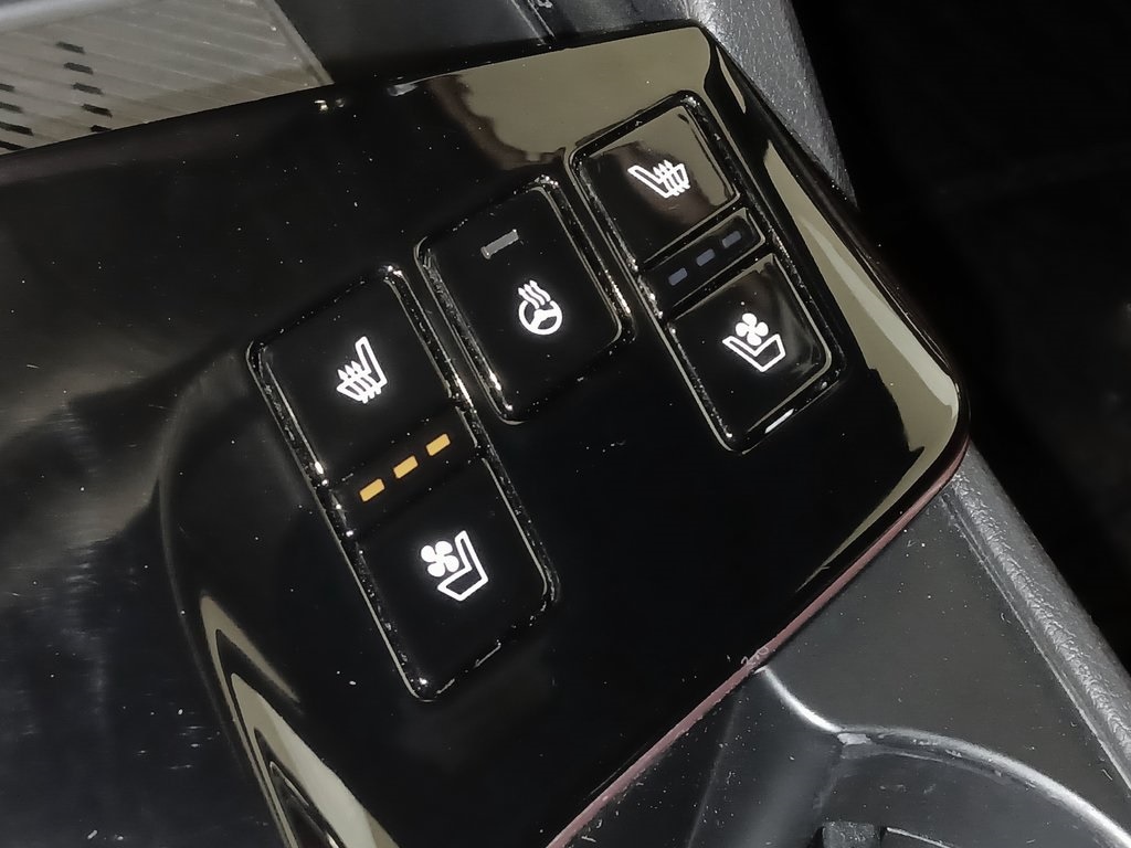 2023 KIA SPORTAGE - Image 21