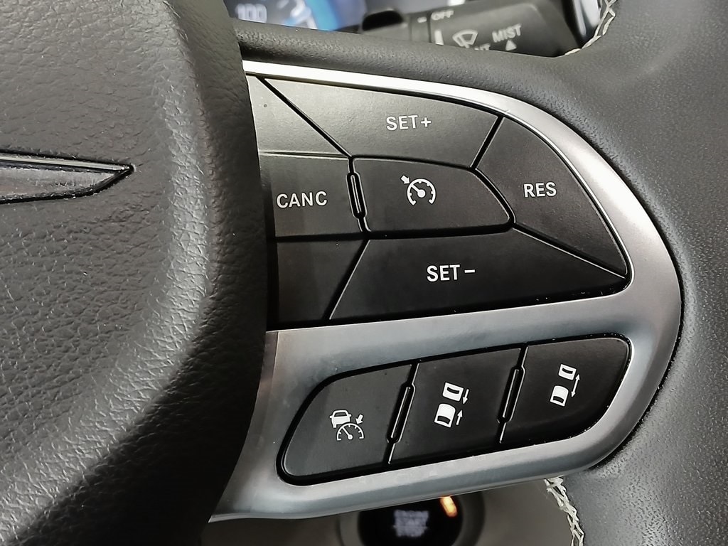 2024 CHRYSLER PACIFICA - Image 30