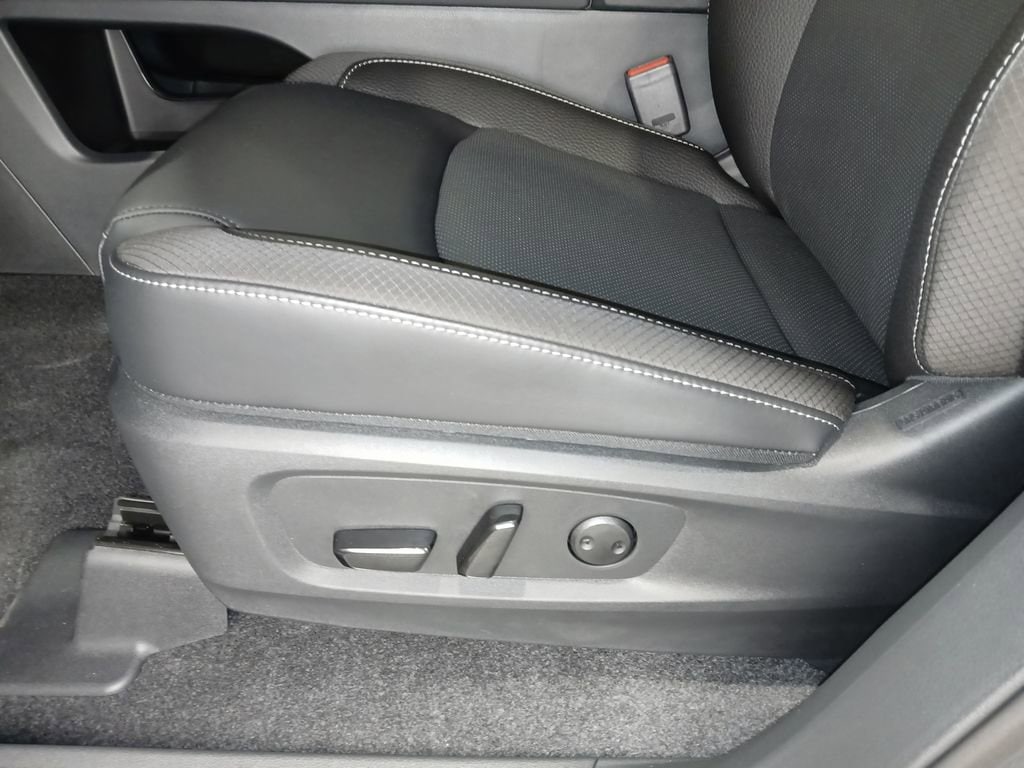 2026 Nissan Pathfinder SL - Photo 17