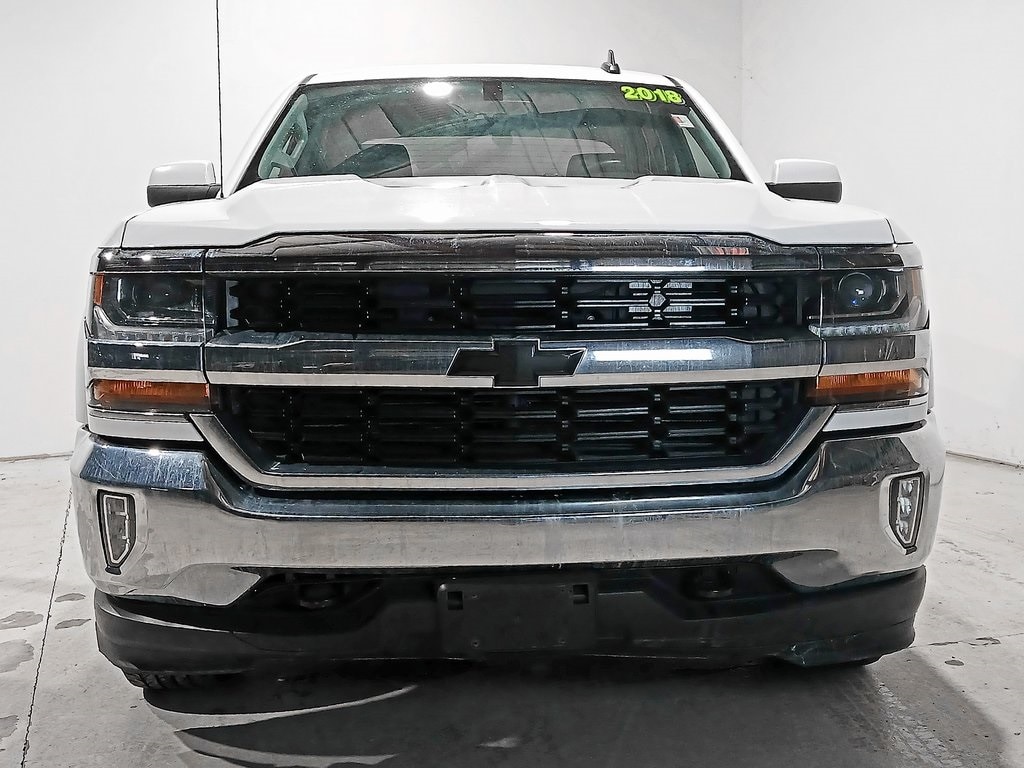 Used 2018 Chevrolet Silverado 1500 LT with VIN 3GCUKREC7JG204892 for sale in Peru, IL