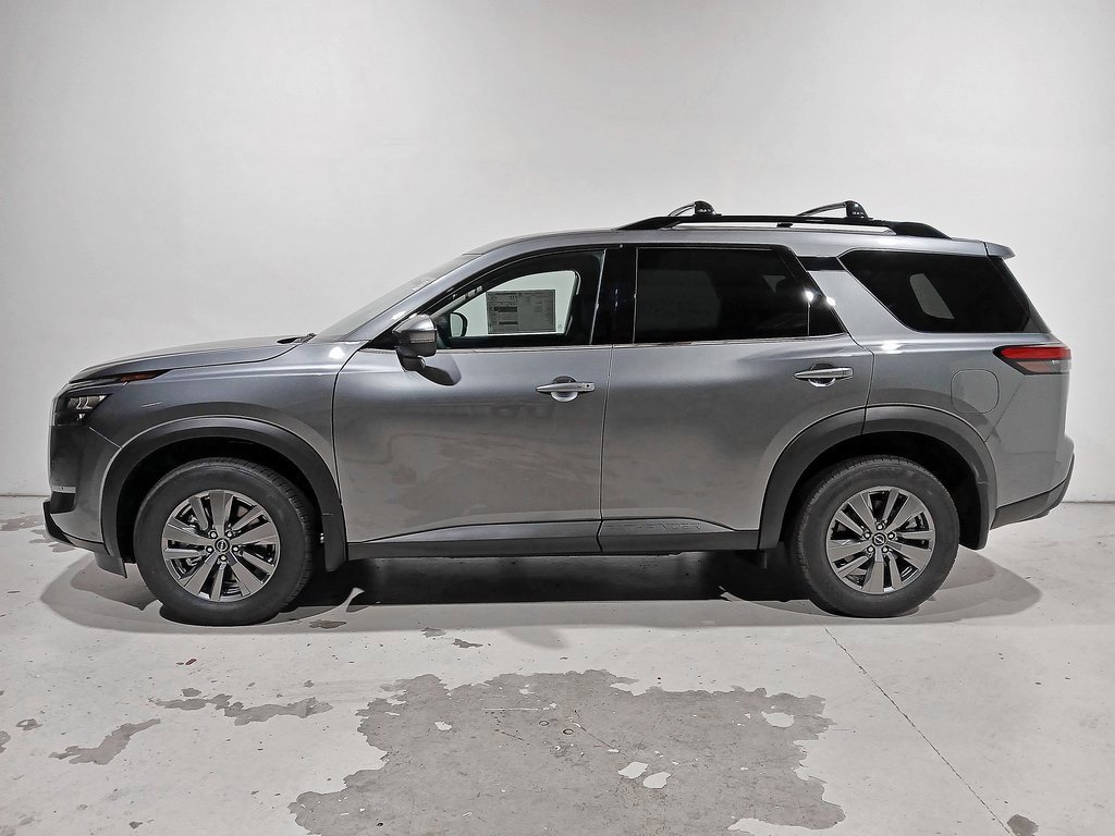 2025 Nissan Pathfinder SV photo 4