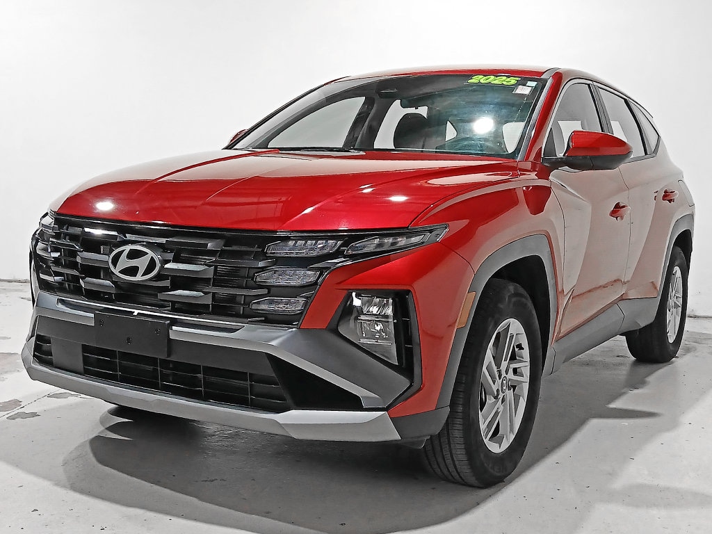 Used 2025 Hyundai Tucson SE SUV