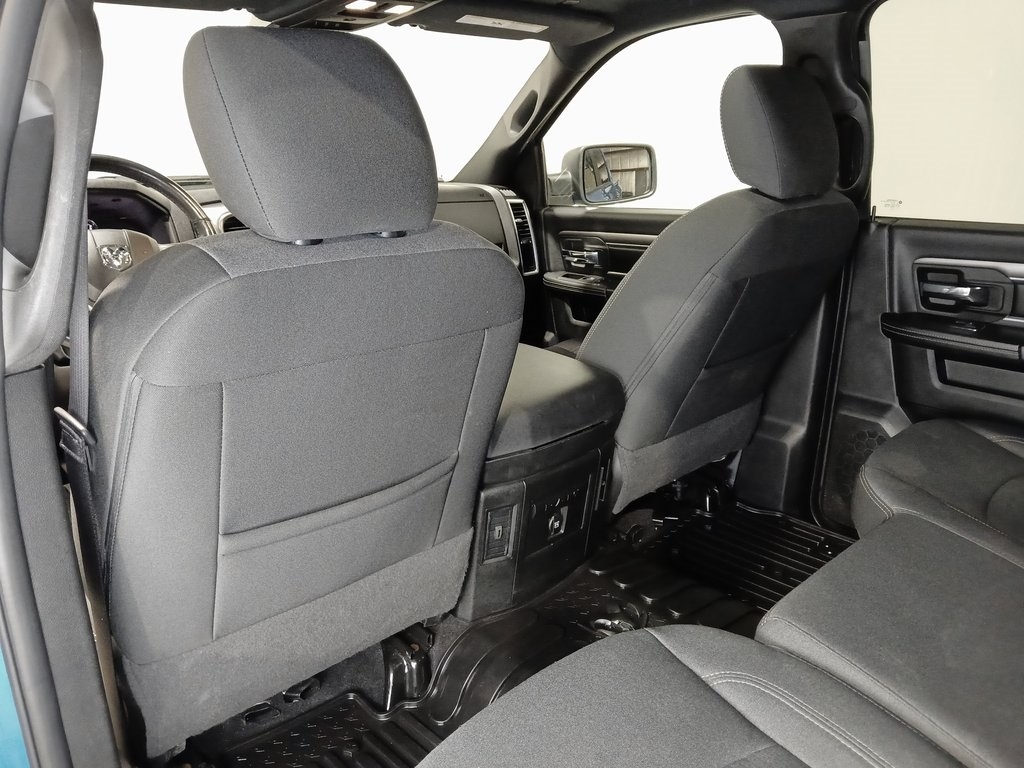 2023 RAM 1500 - Image 13