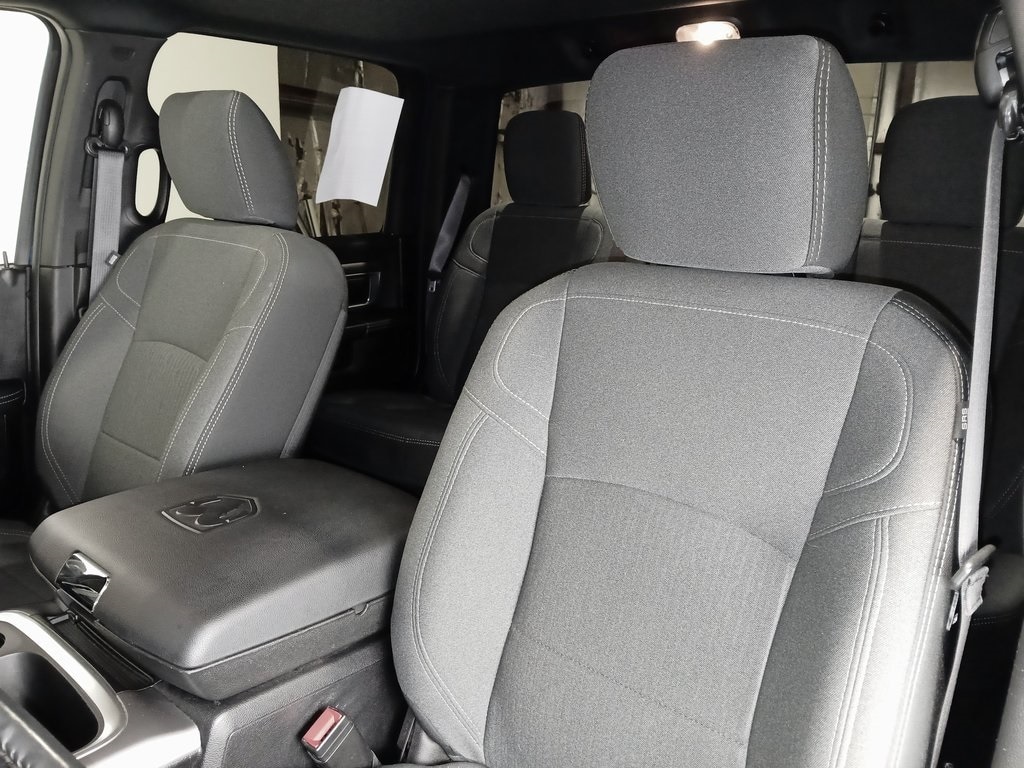 2023 RAM 1500 - Image 10