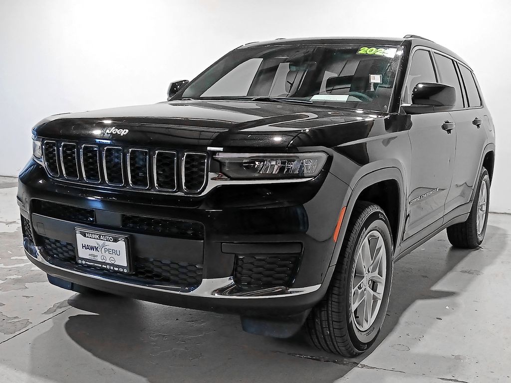 Used 2025 Jeep Grand Cherokee L Laredo SUV