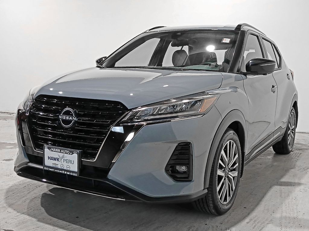 Used 2024 Nissan Kicks SR SUV