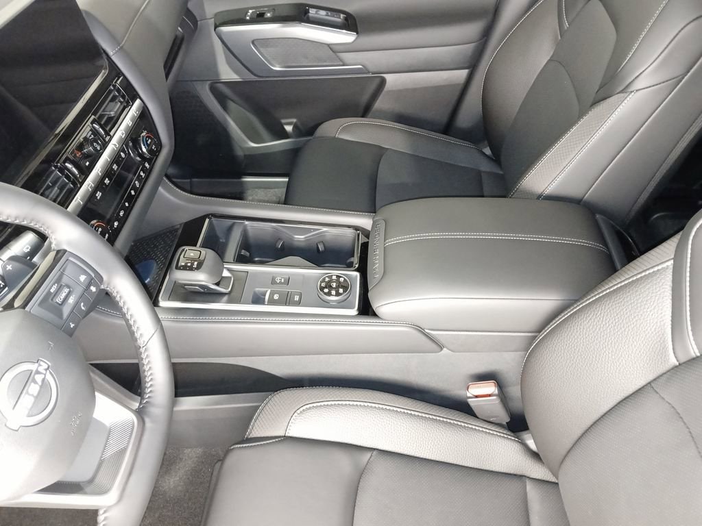 2026 Nissan Pathfinder SL - Photo 18