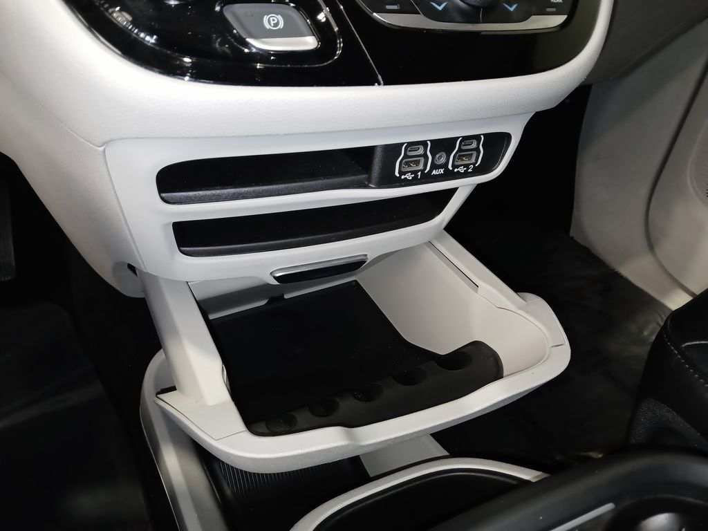 2024 Chrysler Pacifica Touring L - Photo 20
