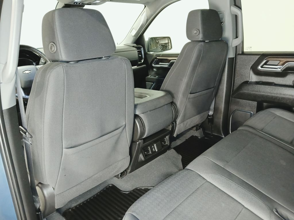 2024 Chevrolet Silverado 1500 LT - Photo 10
