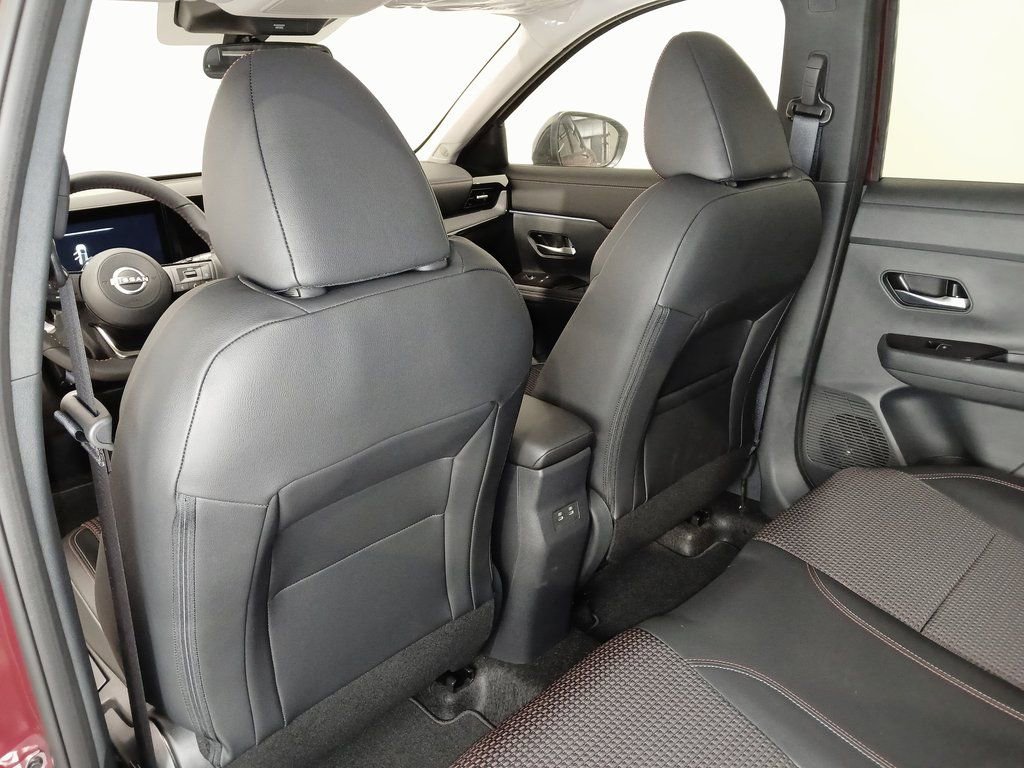 2026 Nissan KICKS SR AWD - Photo 14
