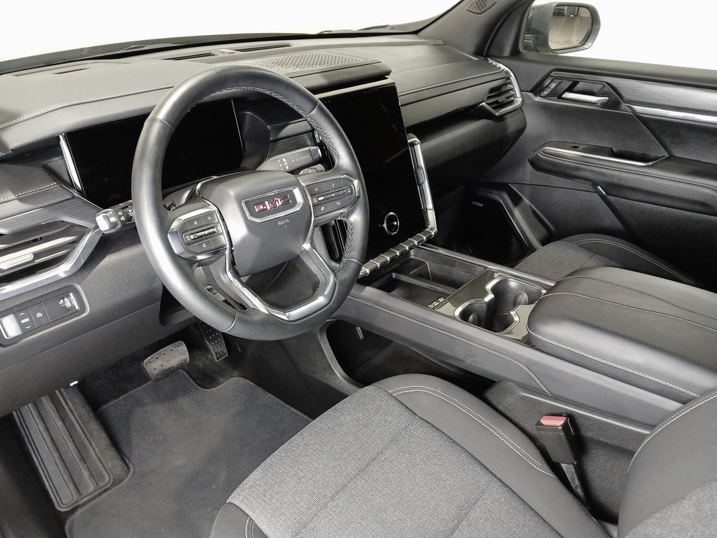 2025 GMC ACADIA - Image 16