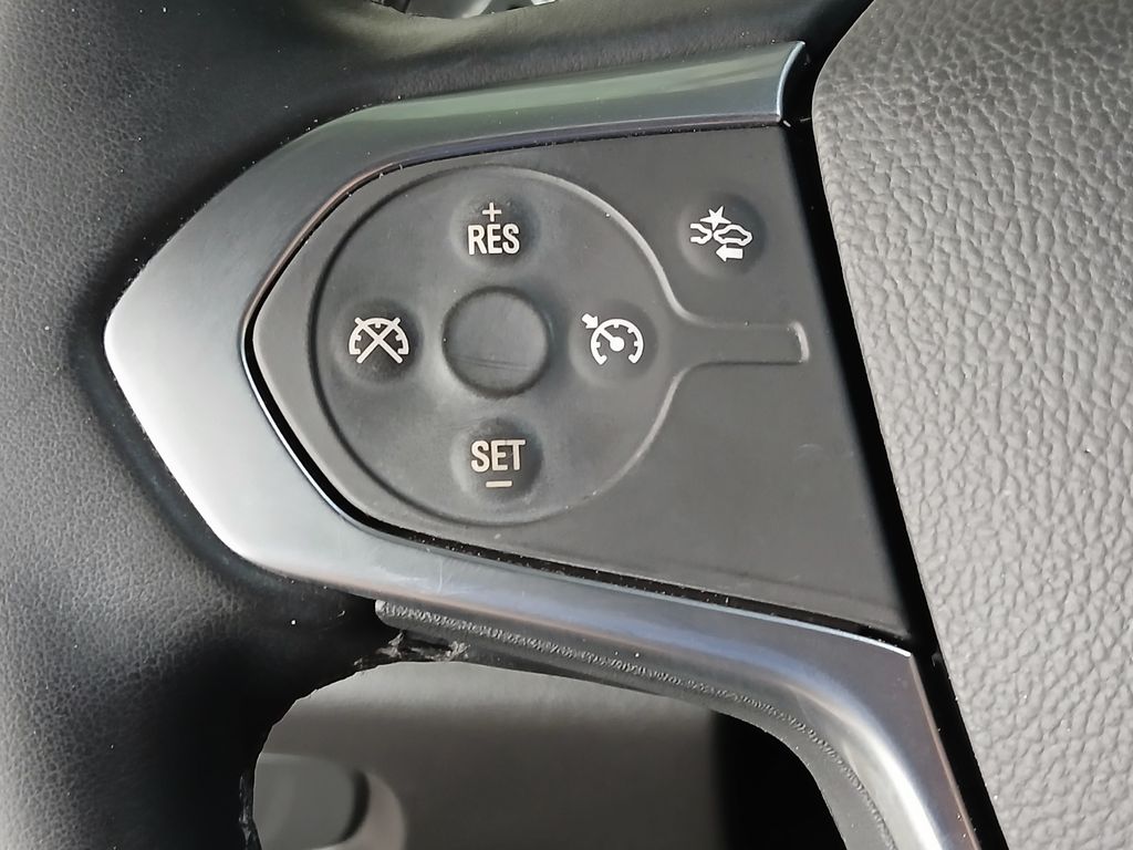 2023 Chevrolet Traverse 1LT - Photo 29