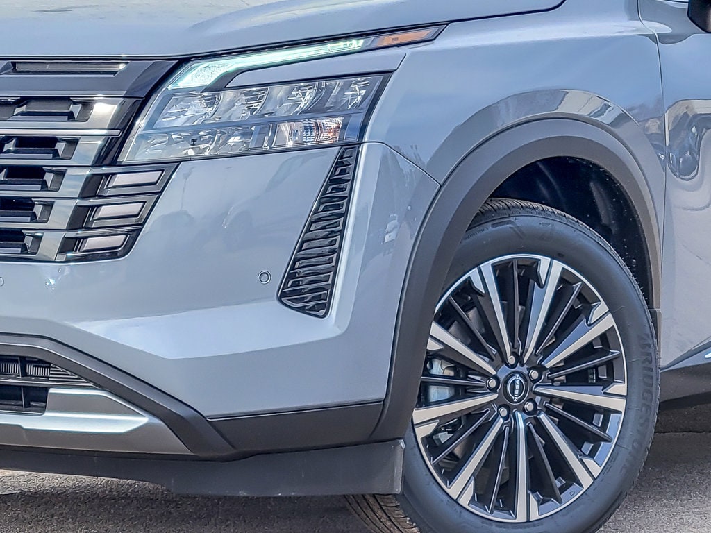 New 2026 Nissan Pathfinder Platinum Platinum 4WD