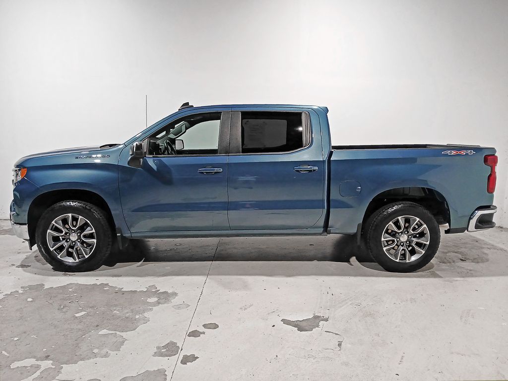 2024 Chevrolet Silverado 1500 LT - Photo 4
