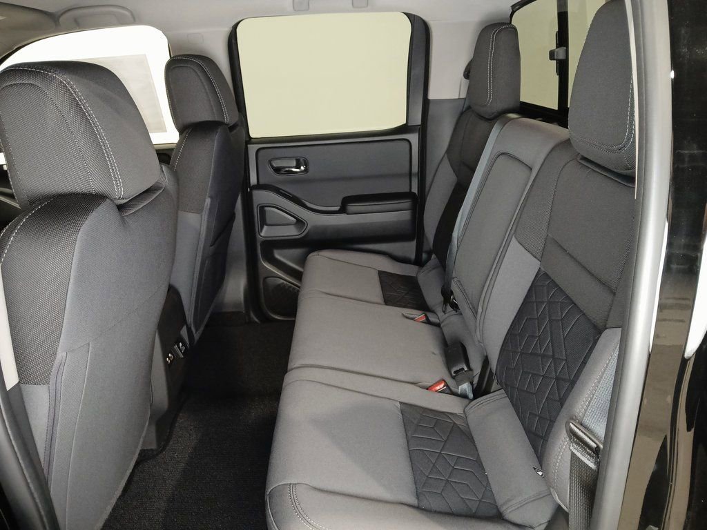 2026 Nissan Frontier SV - Photo 11