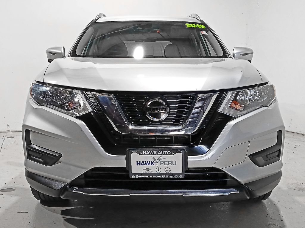 Used 2019 Nissan Rogue SV with VIN 5N1AT2MT4KC820235 for sale in Peru, IL