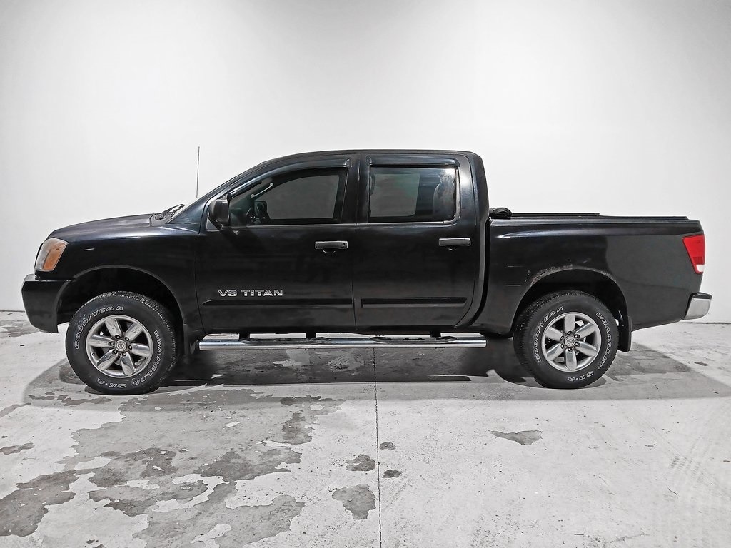 Used 2010 Nissan Titan SE Truck