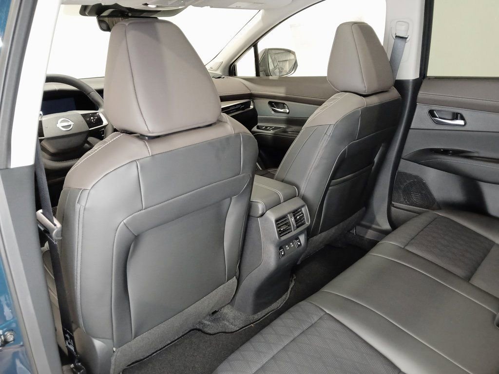 2026 Nissan Murano Platinum - Photo 15
