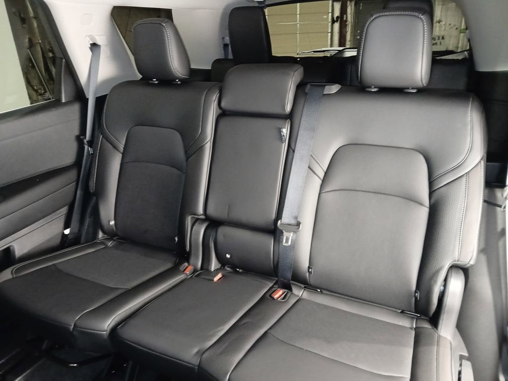 2026 Nissan Pathfinder SL - Photo 13