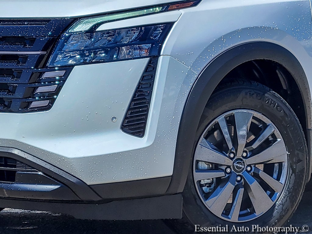 New 2026 Nissan Pathfinder SV SV 4WD