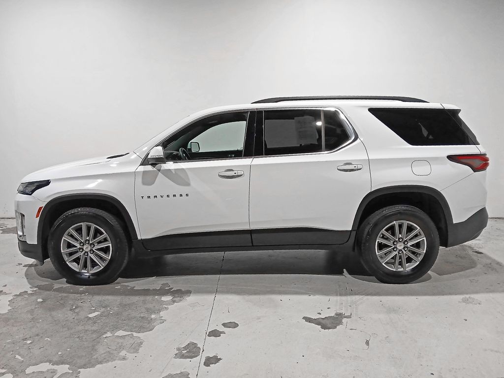 Used 2023 Chevrolet Traverse LT SUV