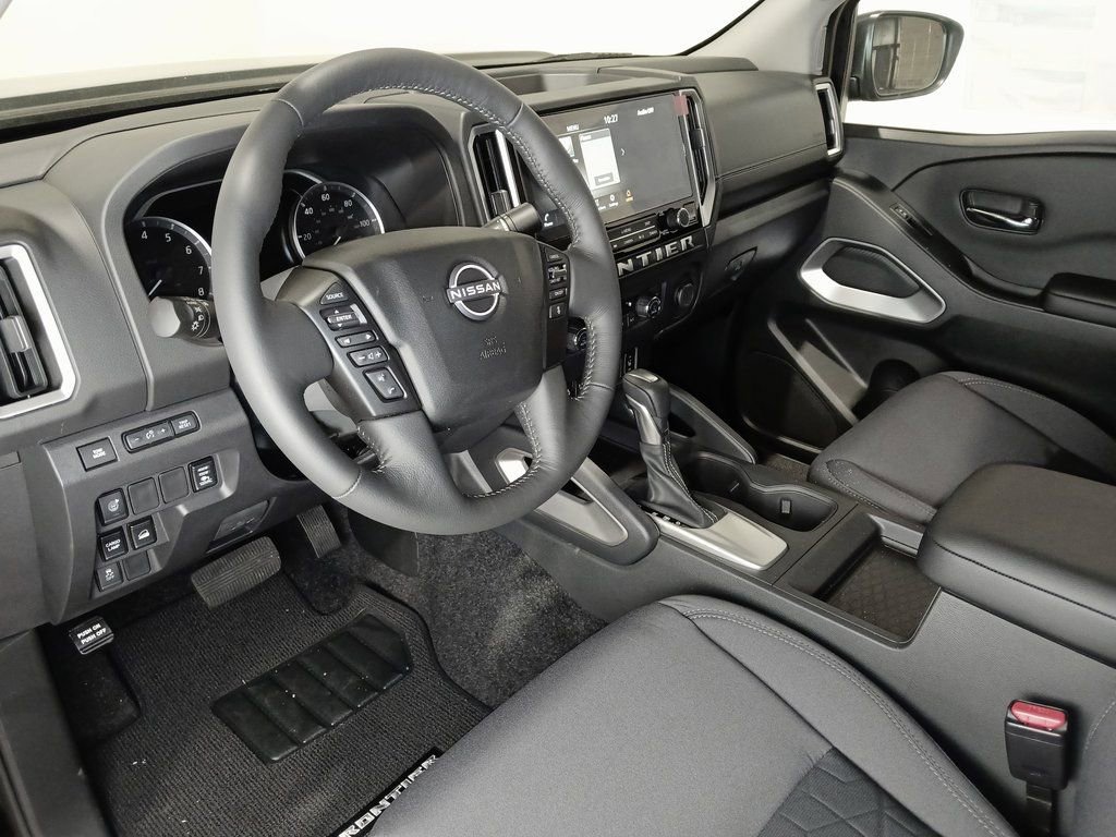 2026 Nissan Frontier SV - Photo 14
