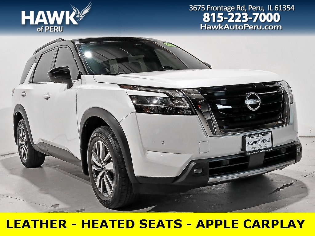Used 2024 Nissan Pathfinder SL SUV