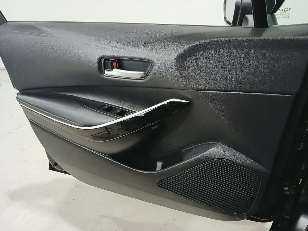2026 Toyota Corolla XSE - Photo 31