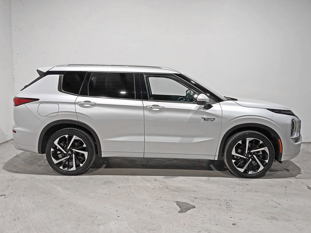 2024 MITSUBISHI OUTLANDER - Image 7