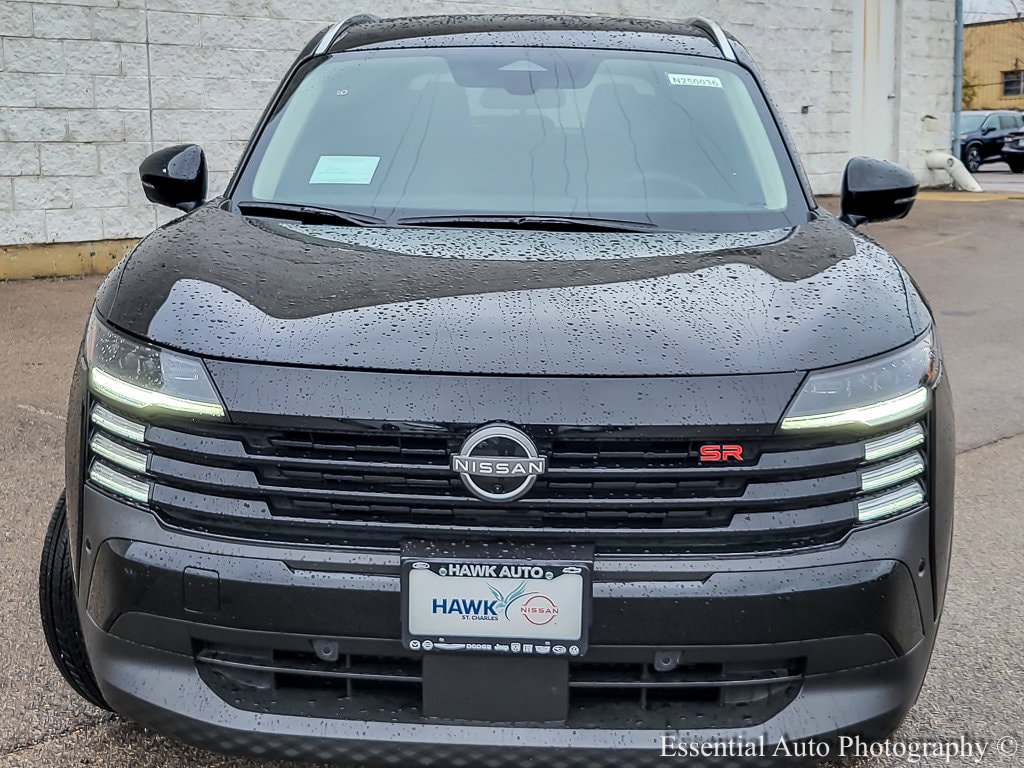 New 2025 Nissan Kicks SR SR AWD