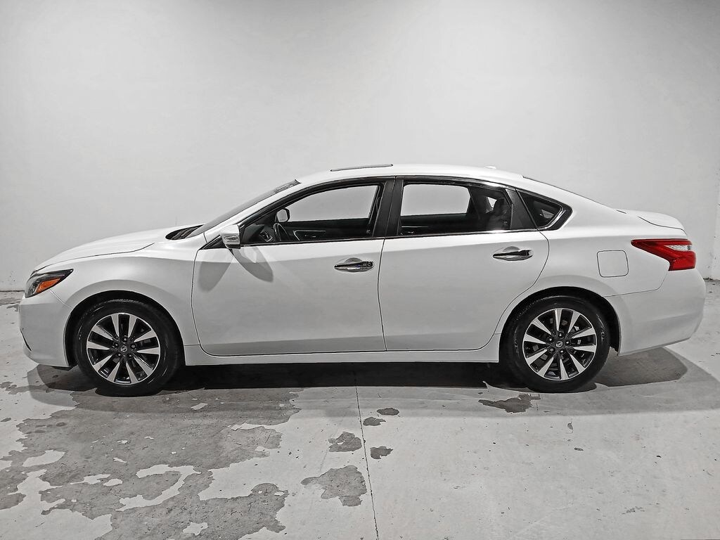 Used 2017 Nissan Altima 2.5 SL Sedan