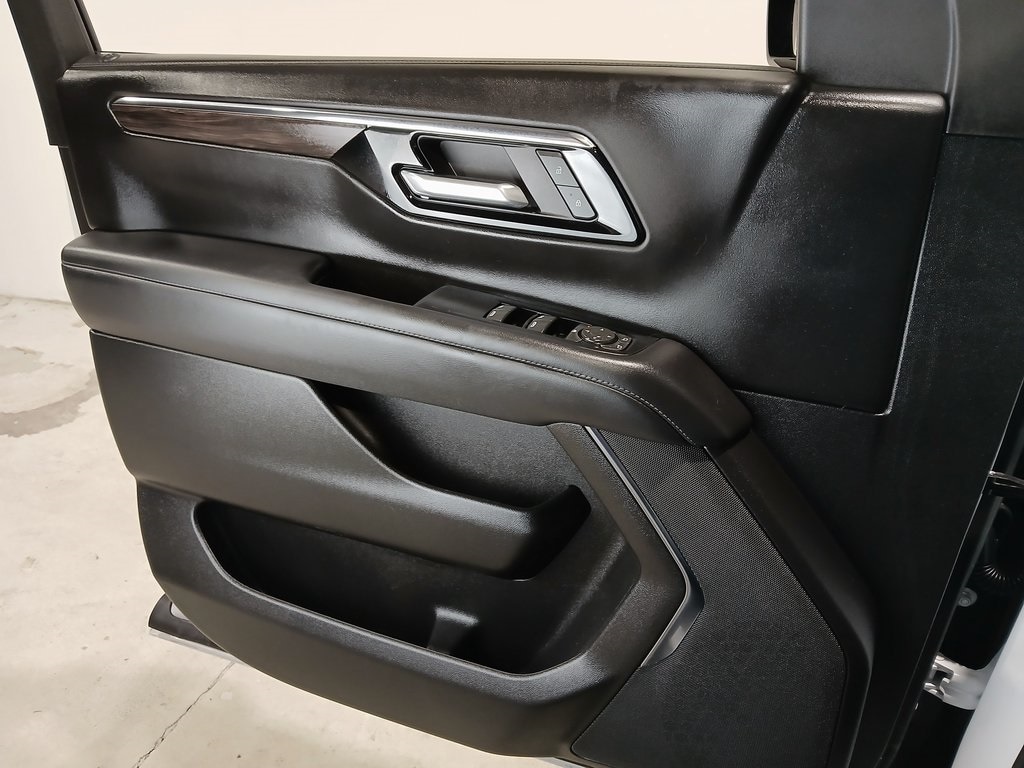 2025 CHEVROLET TAHOE - Image 31